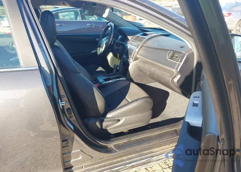 2012 Toyota Camry Se z USA, uszkodzony, nr VIN 4T1BF1FK4CU050477